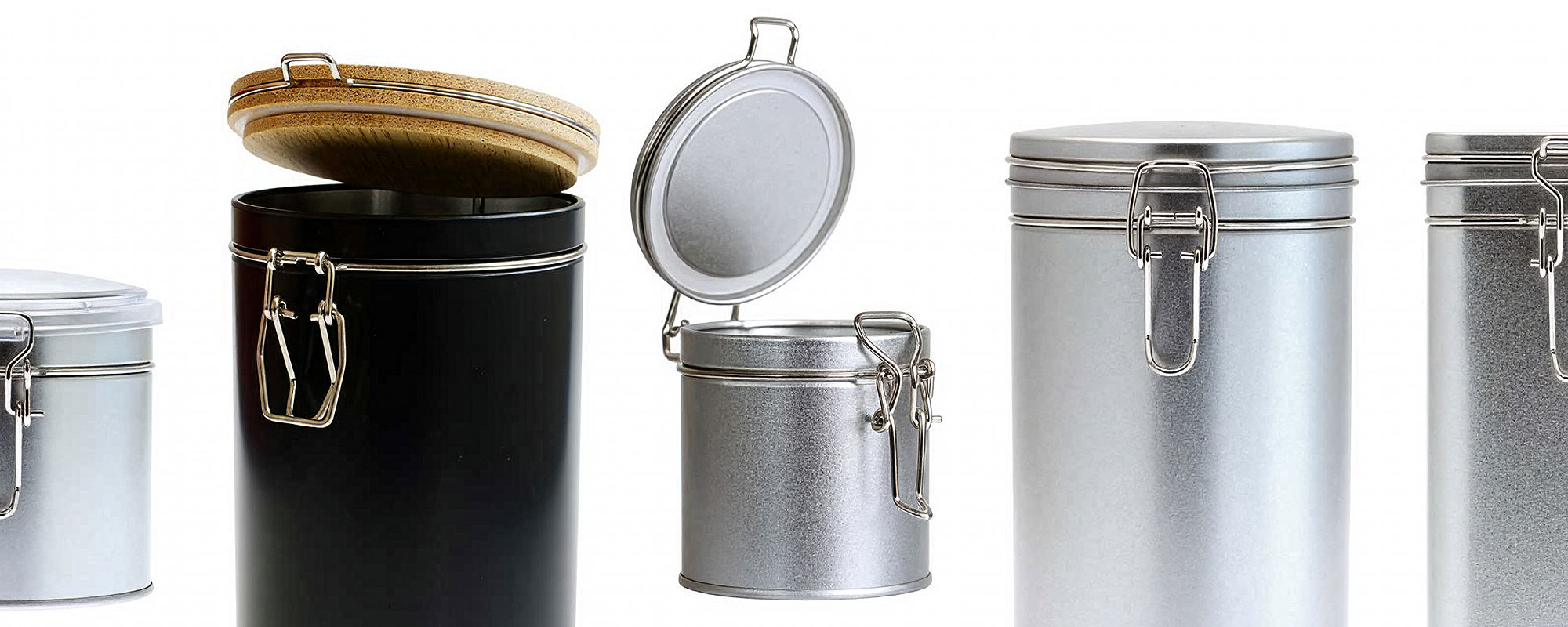 Bügeldeckeldosen aus Metall in verschiedenen Größen und Farben mit praktischen Verschlüssen und unterschiedlichen Oberflächen auf weißem Hintergrund.